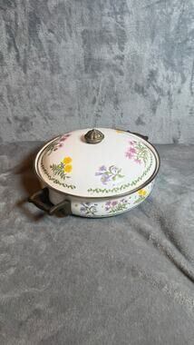Floral Enamelware Covered Casserole Pan Brass Tone Handles Flowers Butterflies